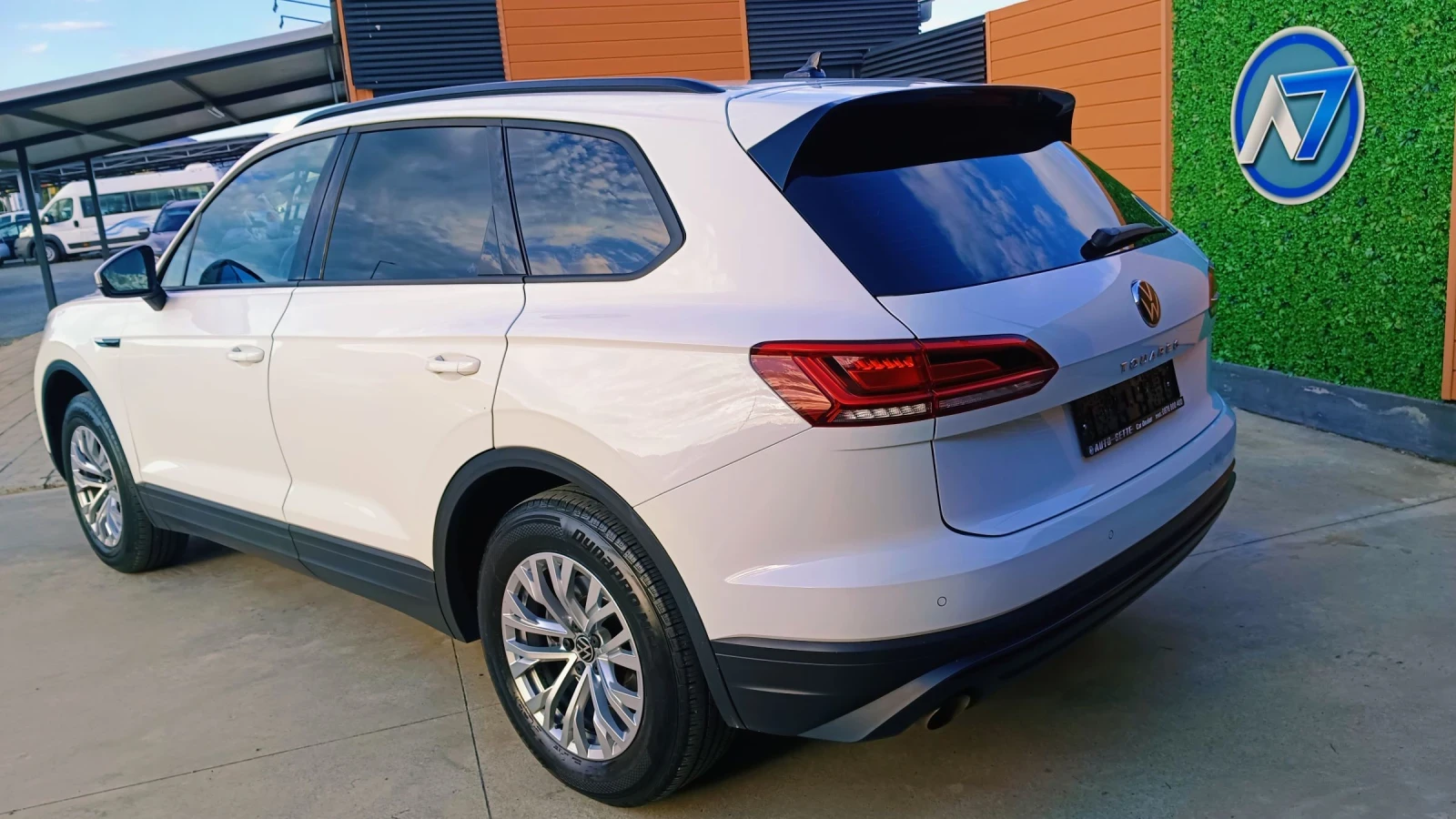 VW Touareg 3.0TDI/4-motion/NAVI/DISTRONIC/Камера, снимка 7 - Автомобили и джипове - 55400999