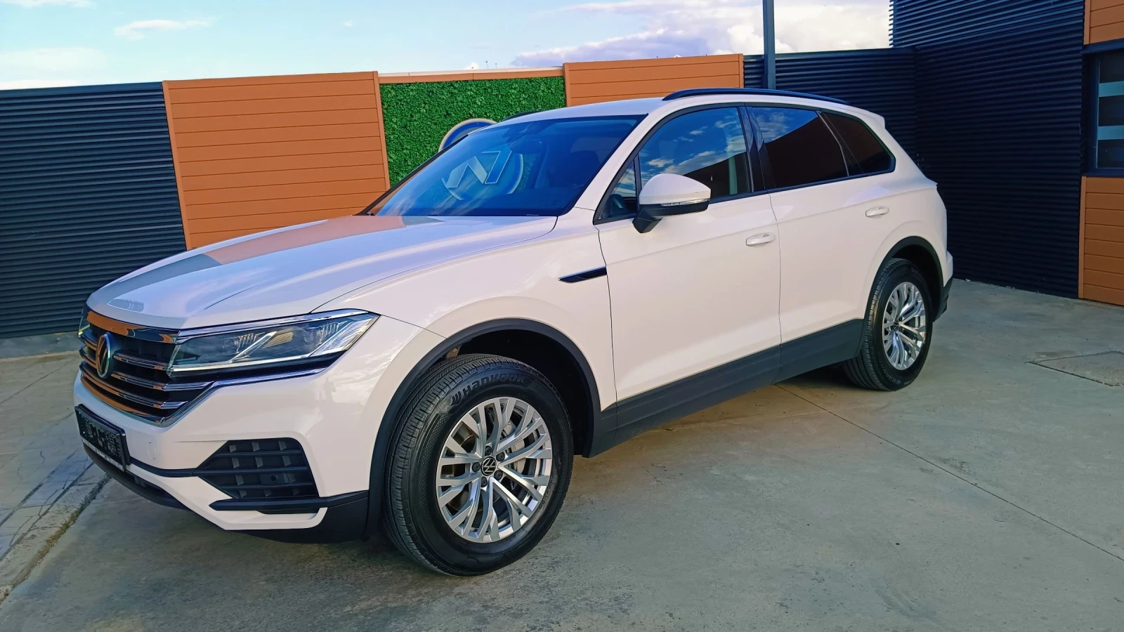 VW Touareg 3.0TDI/4-motion/NAVI/DISTRONIC/Камера, снимка 8 - Автомобили и джипове - 55400999