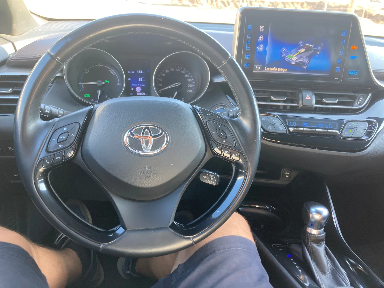 Toyota C-HR 1.8 Hibrid Lonje Original, снимка 10 - Автомобили и джипове - 55510269