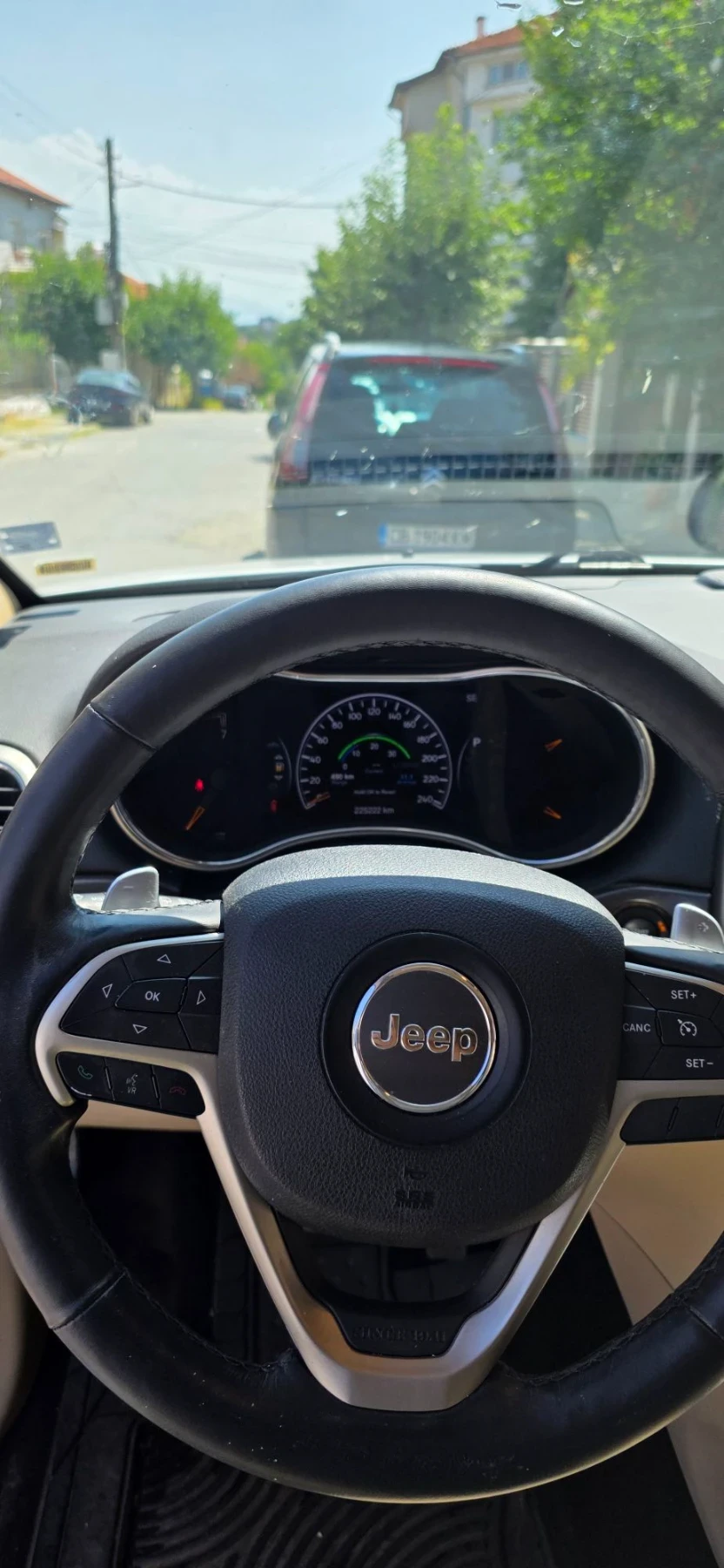 Jeep Grand cherokee 3.6, снимка 9 - Автомобили и джипове - 55776389