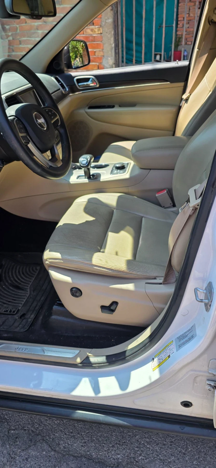 Jeep Grand cherokee 3.6, снимка 11 - Автомобили и джипове - 55776389