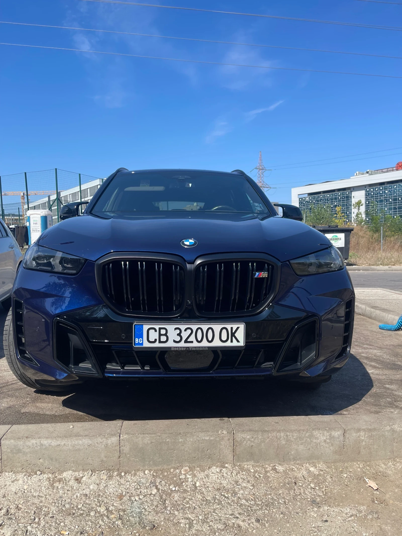 BMW X5 M60i