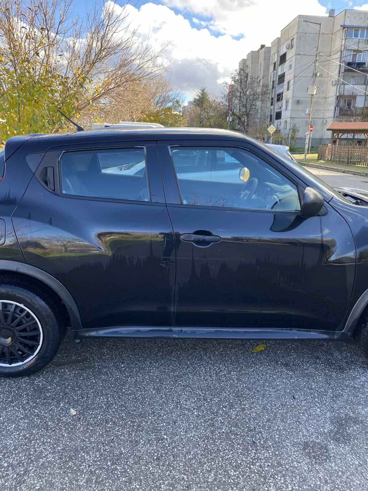 Nissan Juke, снимка 12 - Автомобили и джипове - 56250527