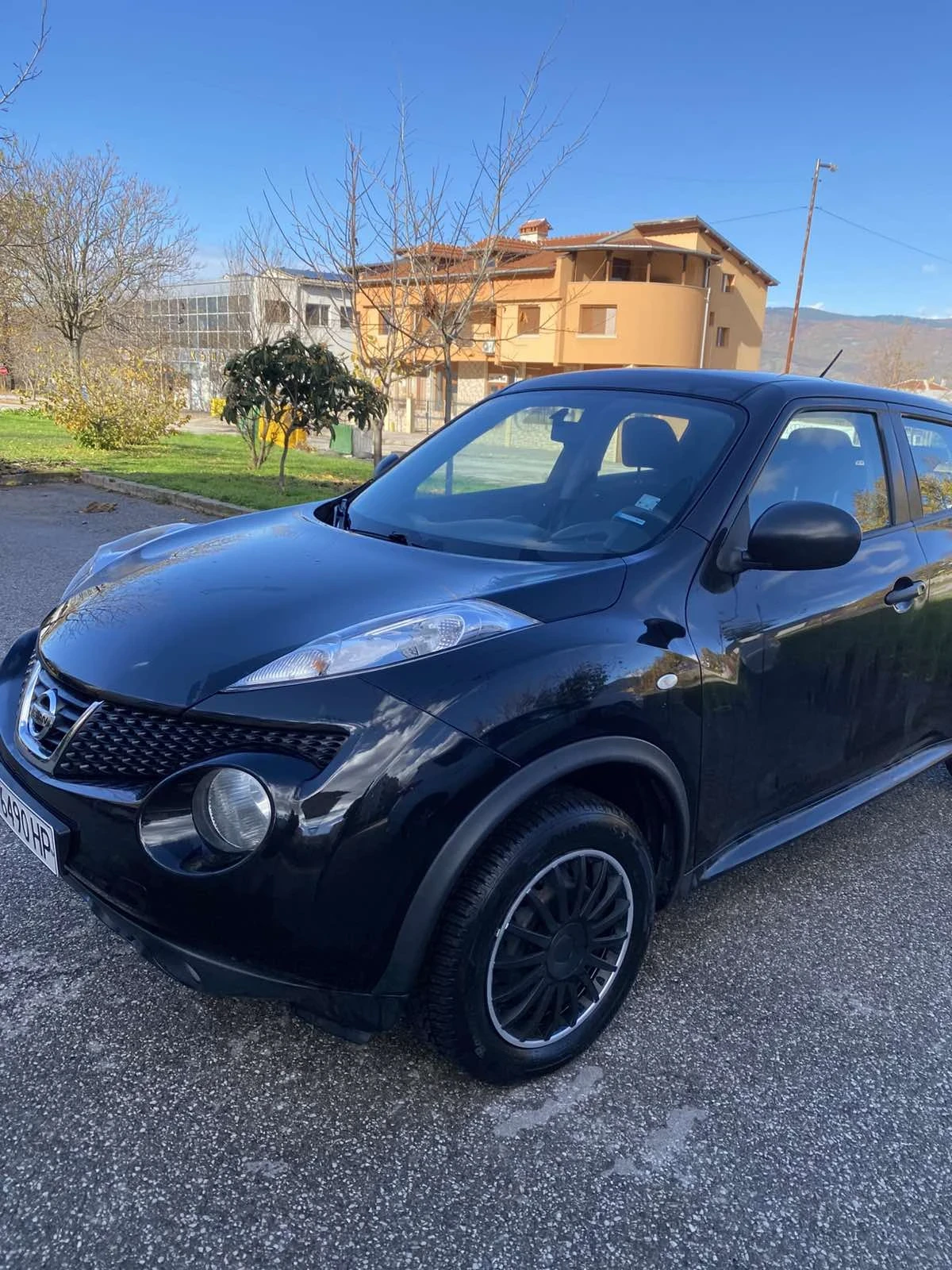 Nissan Juke, снимка 9 - Автомобили и джипове - 56250527