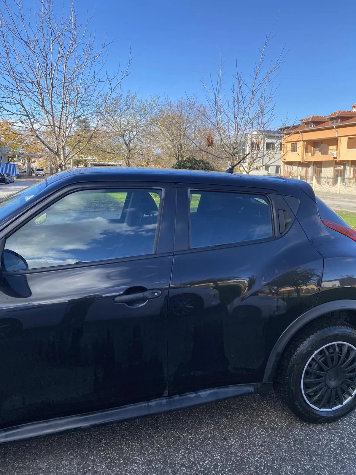 Nissan Juke, снимка 13 - Автомобили и джипове - 56250527