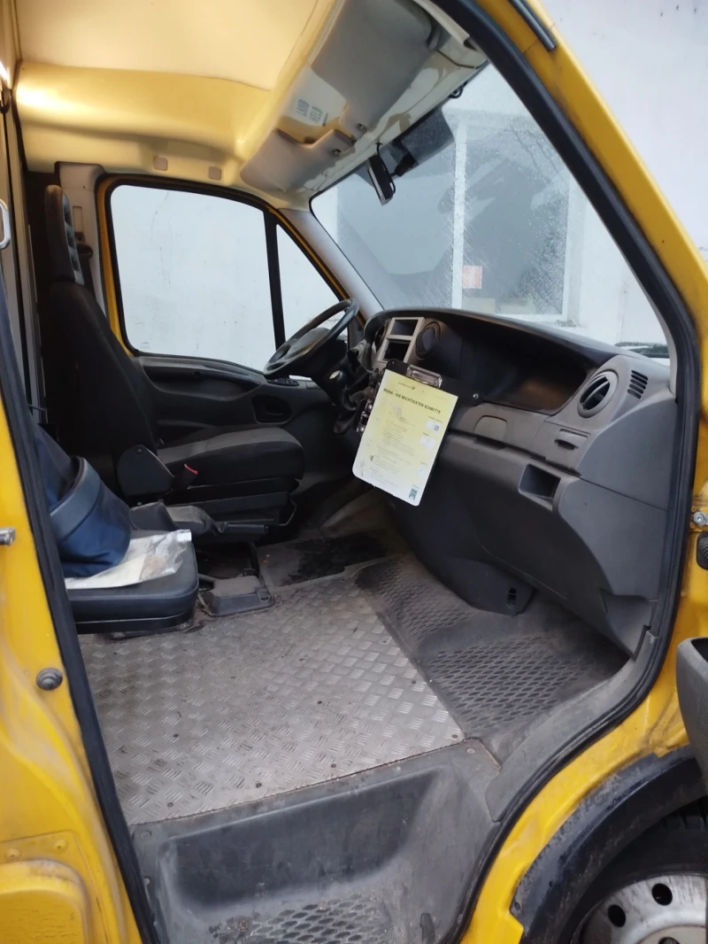 Iveco Daily 35С11, снимка 4 - Бусове и автобуси - 48321522