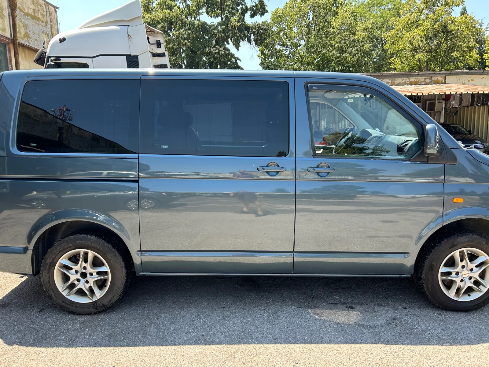 VW Transporter 2.5TDI - изображение 2