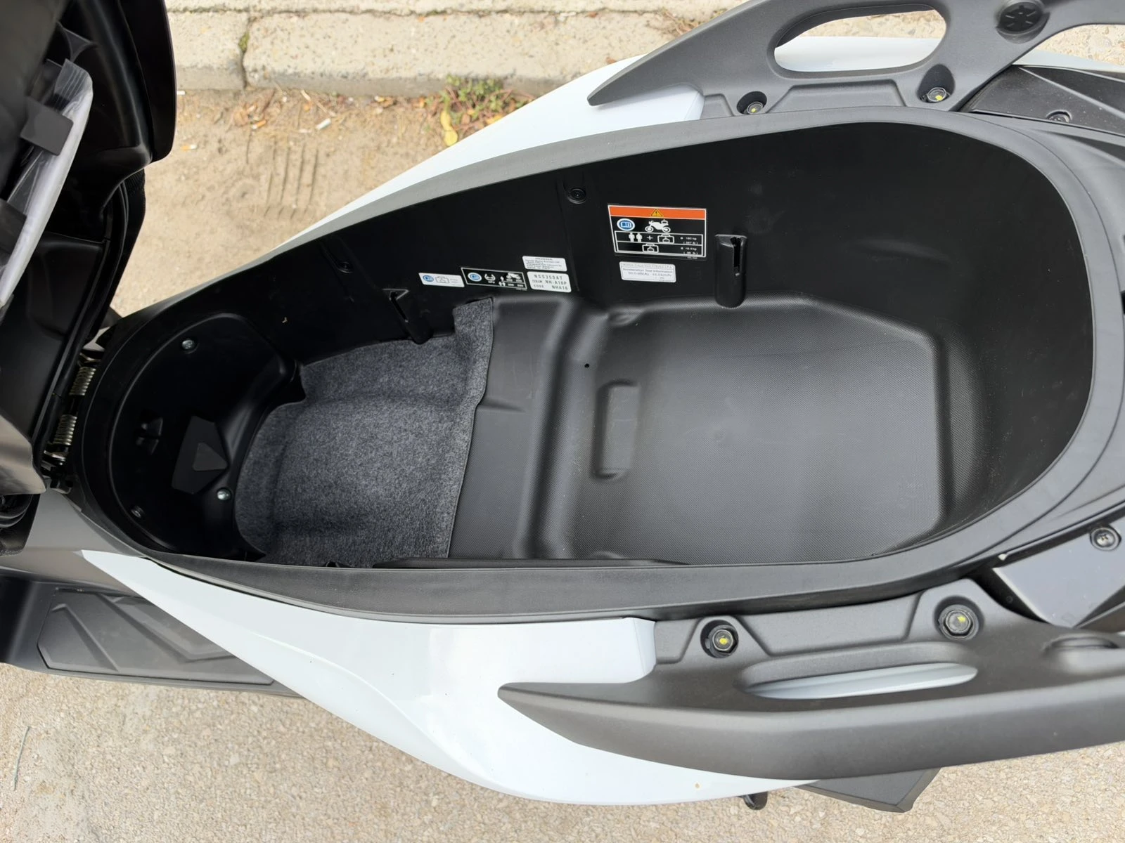 Honda Forza 350, снимка 4 - Мотоциклети и мототехника - 56527606