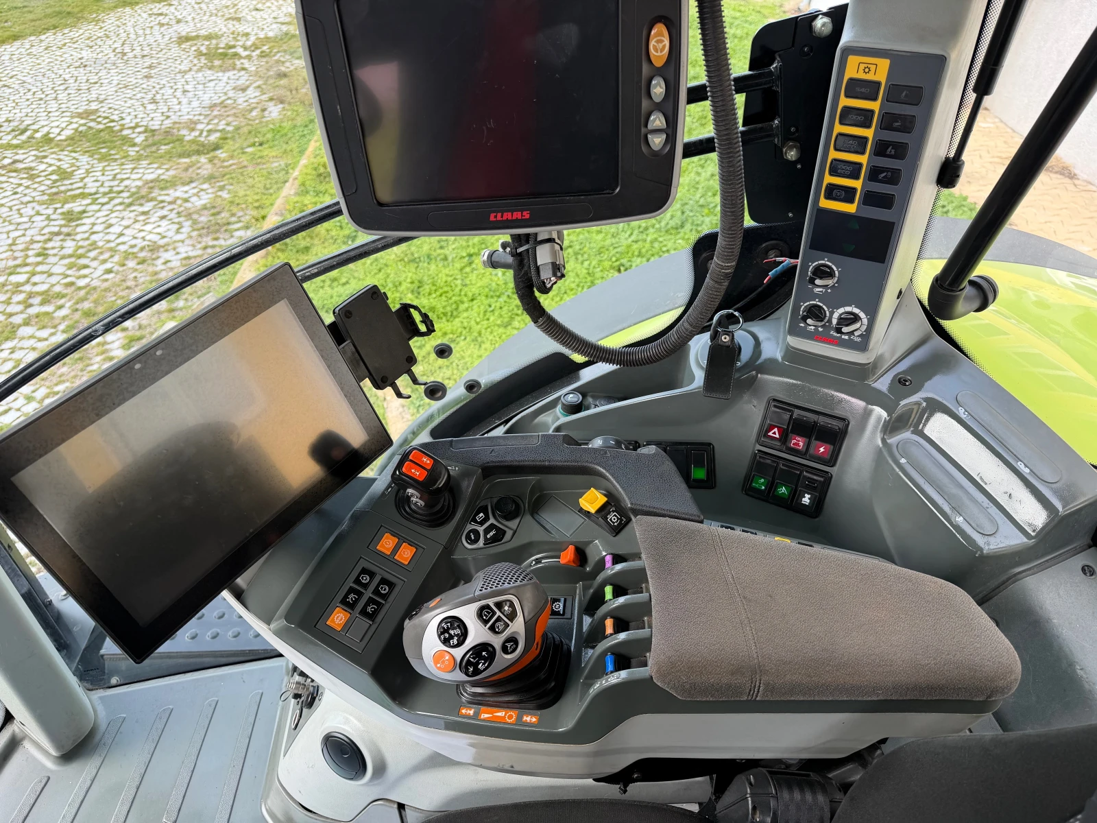 ������� Claas AXION 850 ��������� ������ | Mobile.bg � ����������� 13