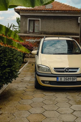 Обява за продажба на Opel Zafira ~4 920 лв. - изображение 1