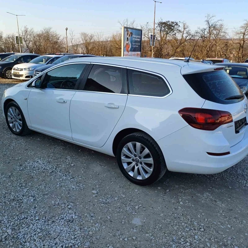 Opel Astra 1.7cdti *NOVA*UNIKAT*, снимка 4 - Автомобили и джипове - 44041343