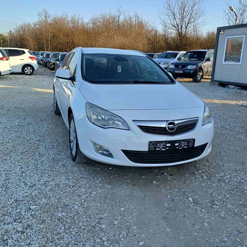 Opel Astra 1.7cdti *NOVA*UNIKAT*, снимка 11 - Автомобили и джипове - 44041343