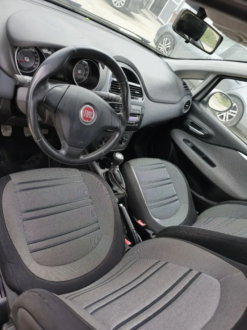 Fiat Punto 1.4 EVO, снимка 7 - Автомобили и джипове - 47229038