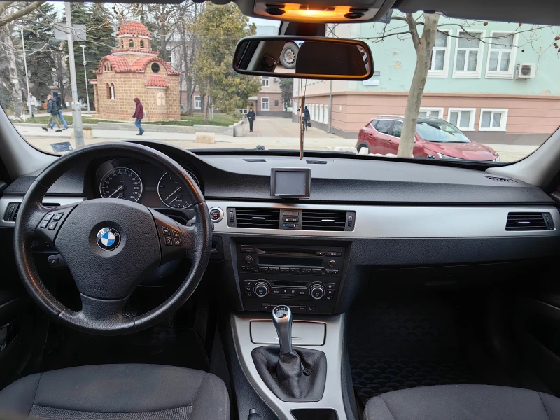 BMW 318, снимка 6 - Автомобили и джипове - 47956467