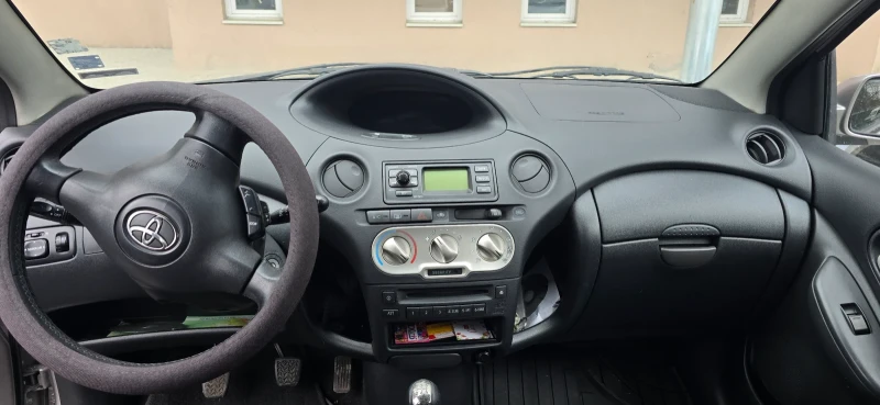 Toyota Yaris, снимка 3 - Автомобили и джипове - 48479186