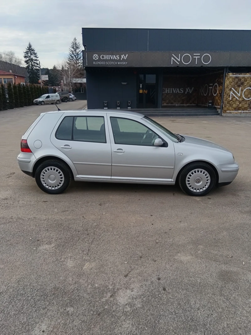 VW Golf 1.9TDI 131к.с АВТОМАТИК, снимка 8 - Автомобили и джипове - 48597311