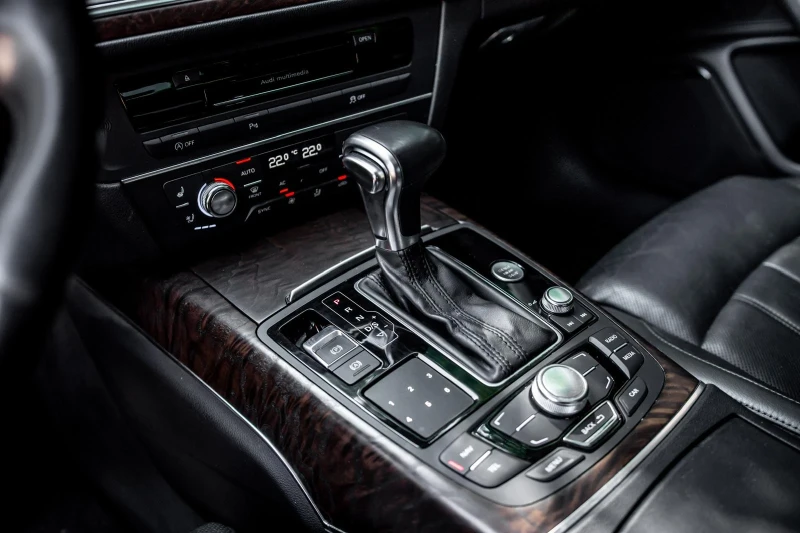 Audi A6 AUDI A6 FULL LED* Подгрев* Обдух* Хеад уп, снимка 10 - Автомобили и джипове - 52615054