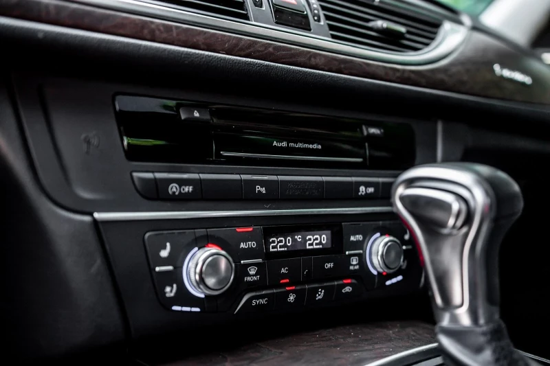 Audi A6 AUDI A6 FULL LED* Подгрев* Обдух* Хеад уп, снимка 9 - Автомобили и джипове - 52615054