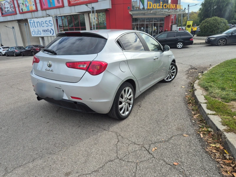 Alfa Romeo Giulietta 1.6d-105k.c.evro5, снимка 5 - Автомобили и джипове - 52177231