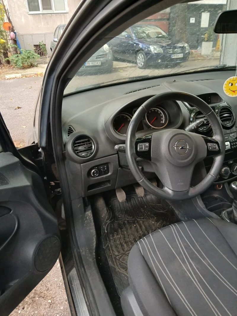 Opel Corsa, снимка 6 - Автомобили и джипове - 53053726