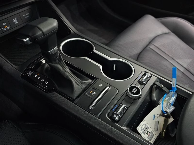 Kia K5 2.0 LPi(Rent)| 160к.с.| ВКЛ.ТЕХНОТЕСТ, снимка 9 - Автомобили и джипове - 55175746