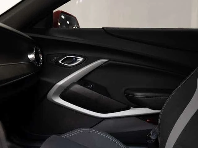 Chevrolet Camaro * 1LT | SUNROOF | ZL1 BUMPER | CARBON WING | AS IS | Mobile.bg � ����������� 17