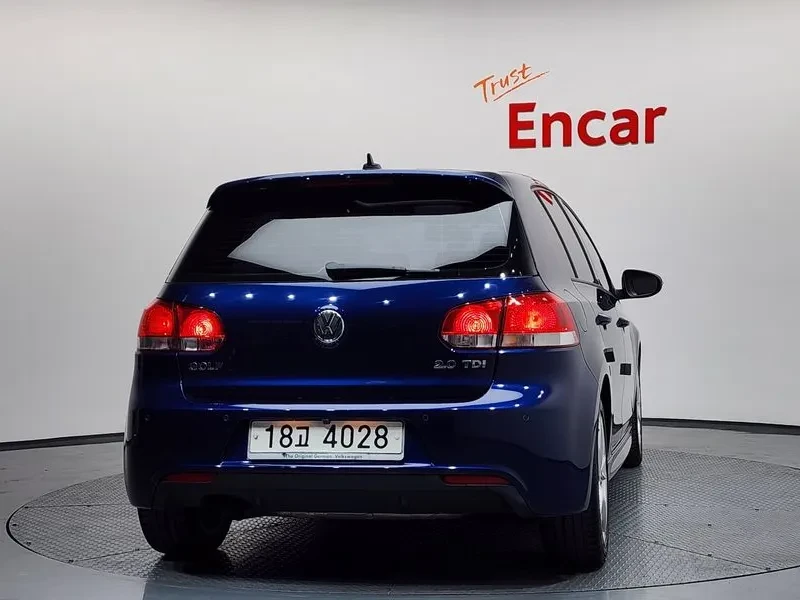 VW Golf 2.0 Tdi Style Edition, снимка 3 - Автомобили и джипове - 55748560
