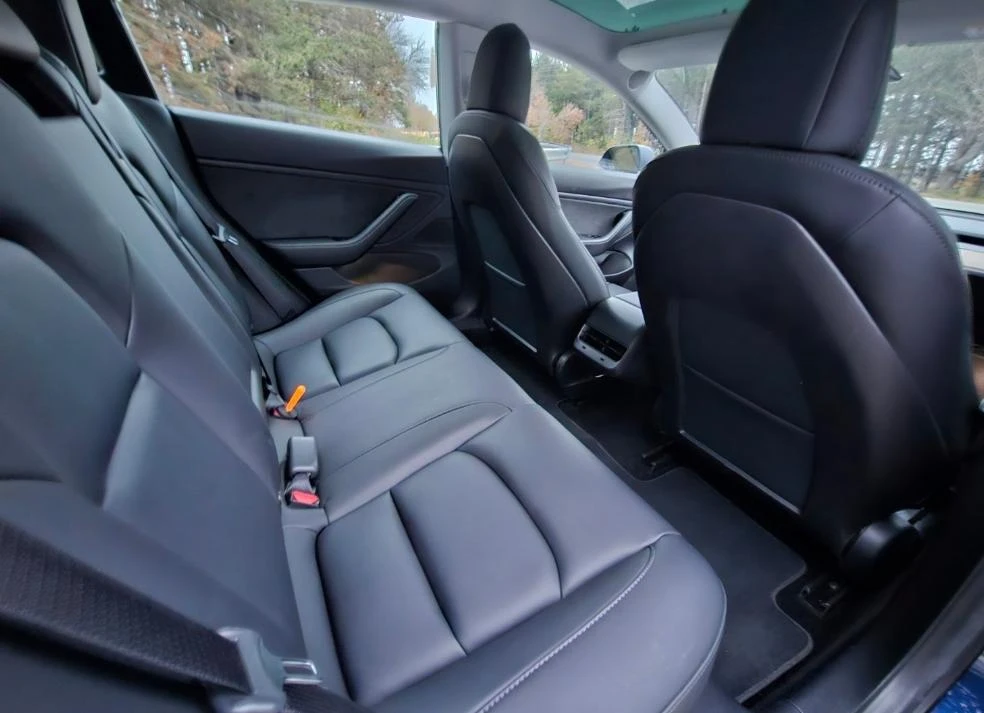 Tesla Model 3  44   | Mobile.bg   15