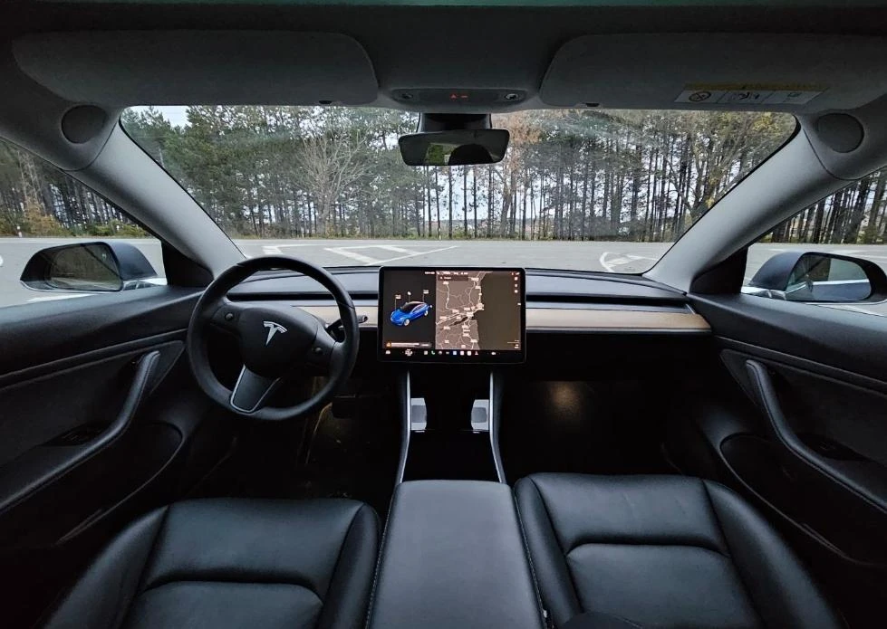 Tesla Model 3  44   | Mobile.bg   14