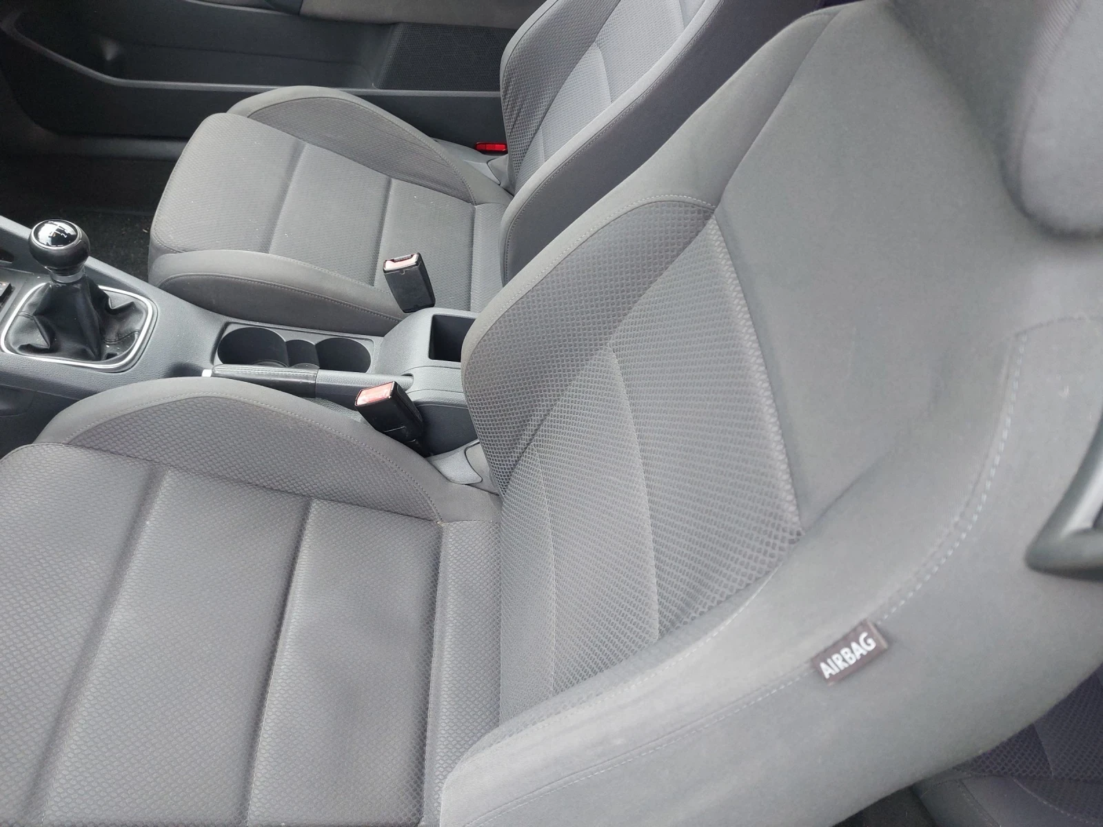VW Golf 1.6 газ бензин - изображение 3