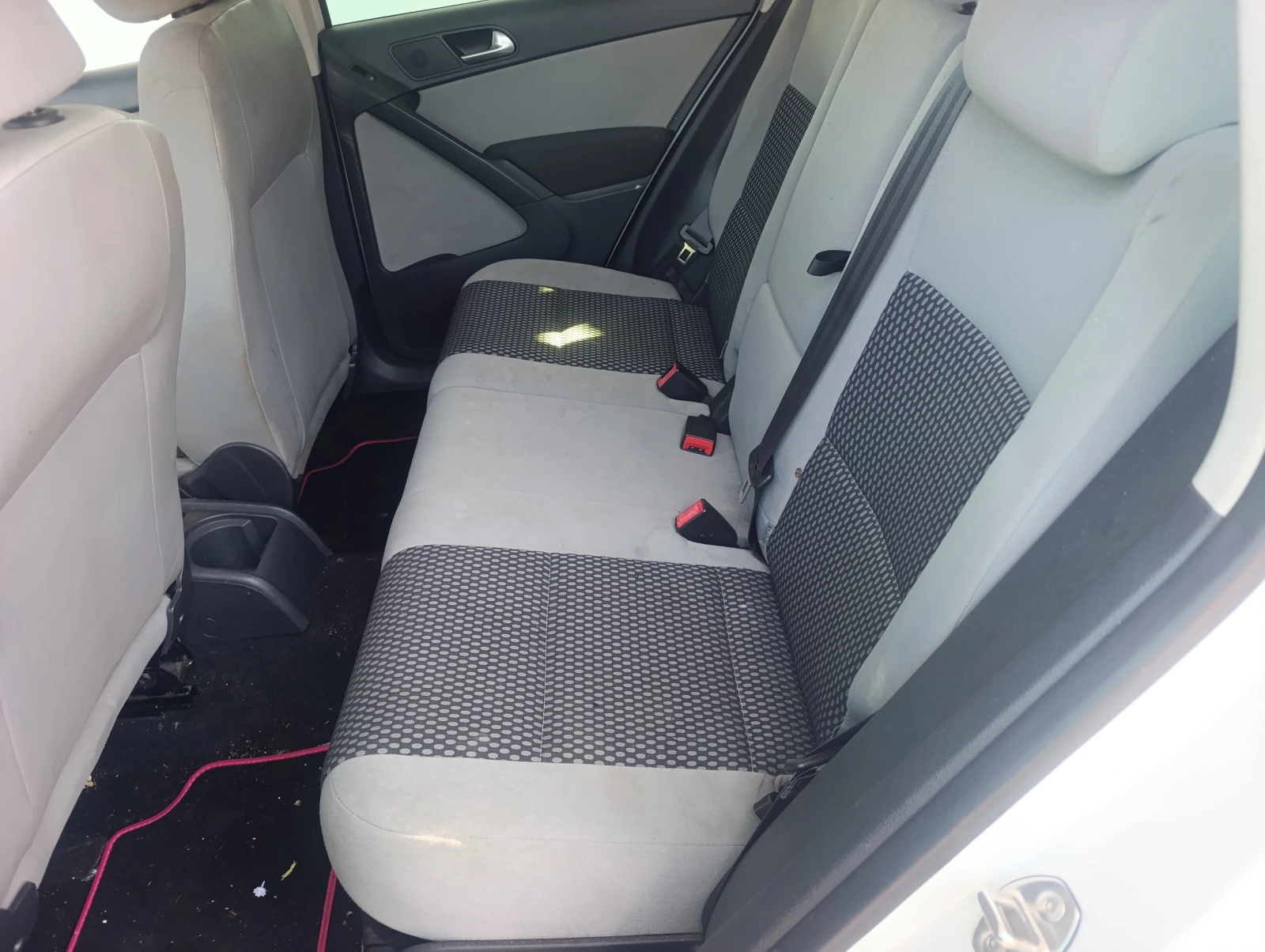 VW Tiguan 1.4TSI 2.0TDI, снимка 17 - Автомобили и джипове - 50649522