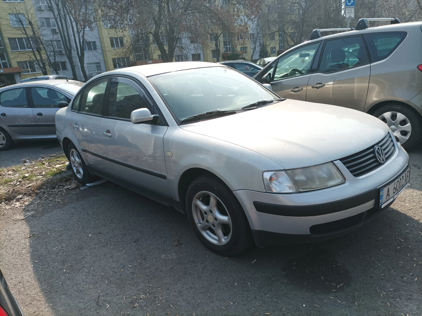 VW Passat 1, 9 - изображение 3