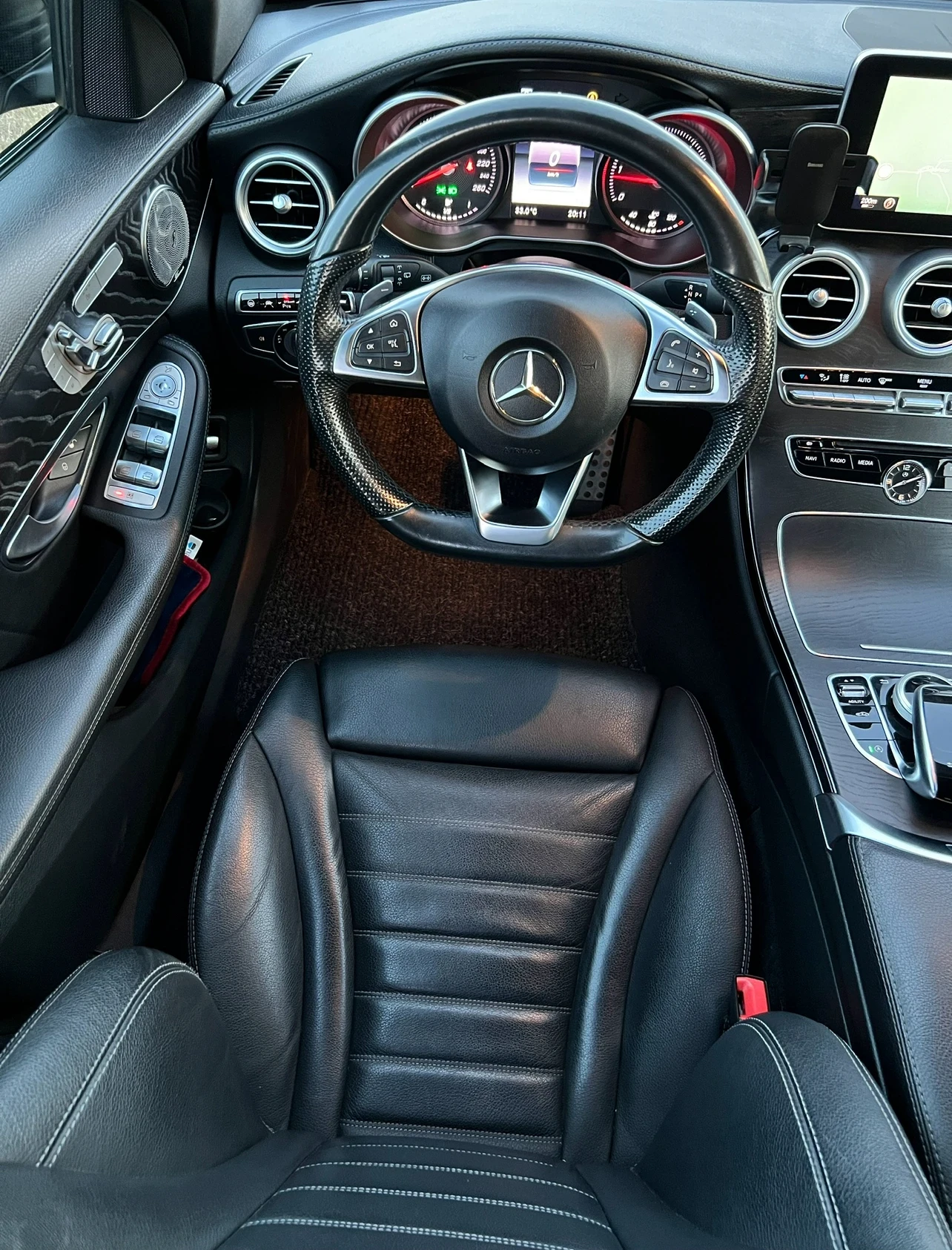 Mercedes-Benz C 250 AMG LINE Sport        ( Black) - изображение 7