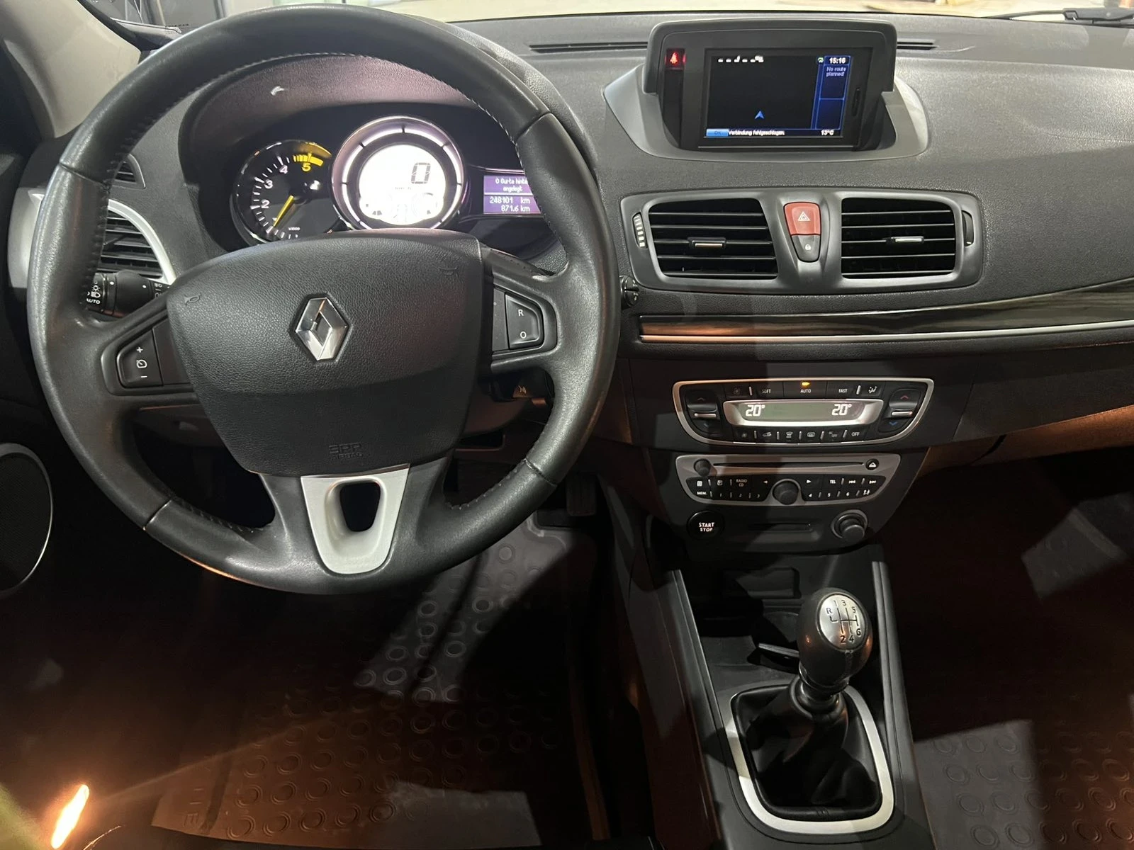 Renault Megane 1.9dci - изображение 8