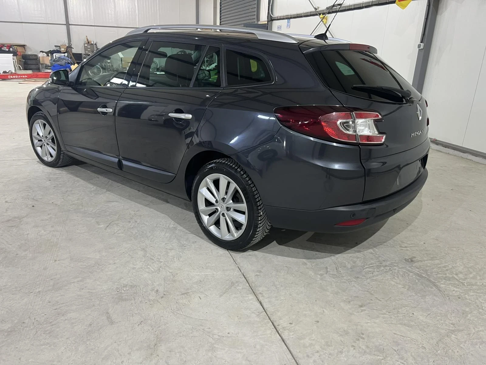 Renault Megane 1.9dci - изображение 4