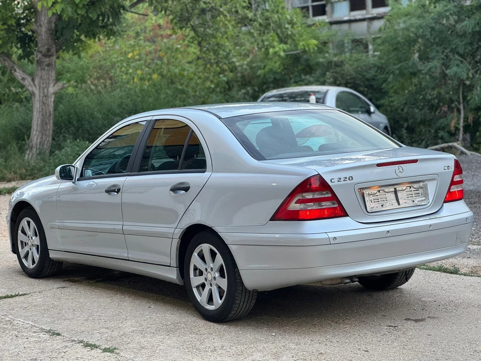 Mercedes-Benz C 220  - изображение 4