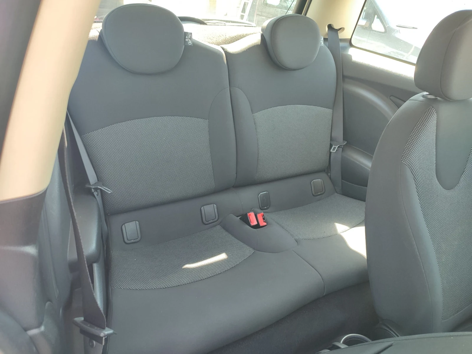 Mini One 1.6 D 90 k. c.  - изображение 10
