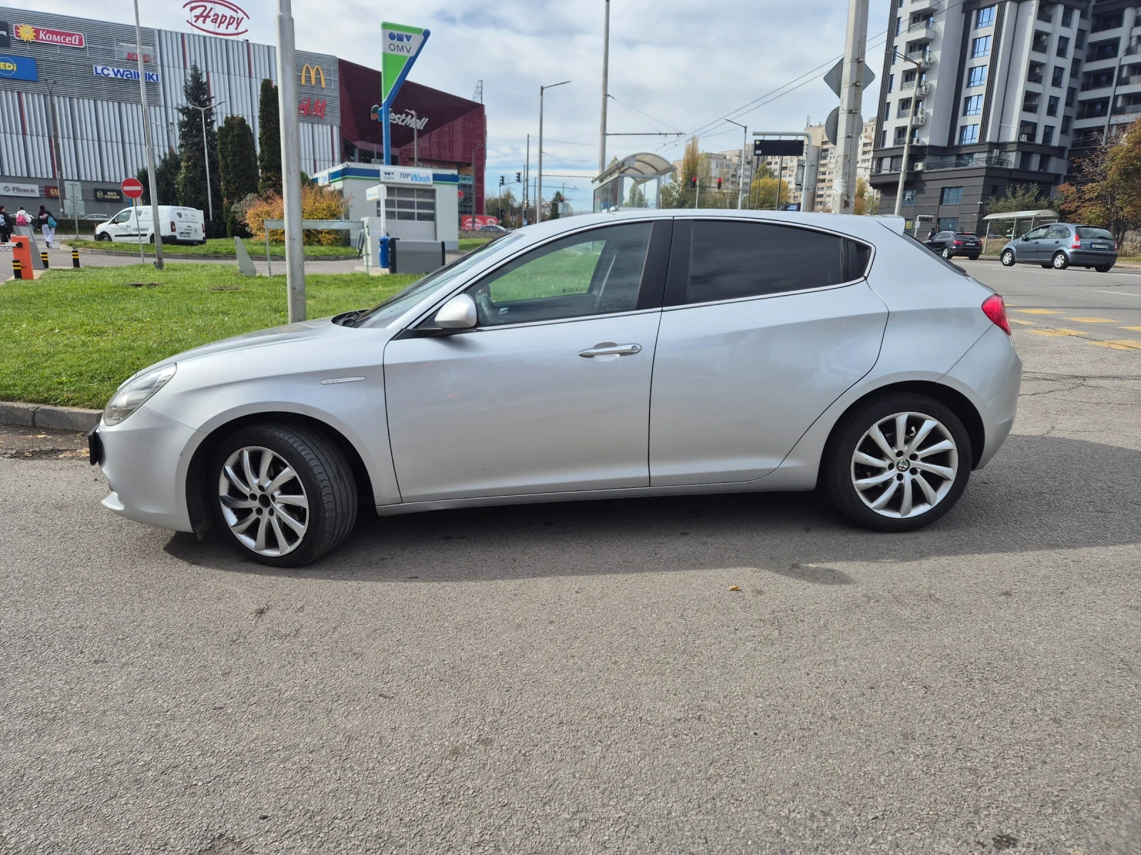 Alfa Romeo Giulietta 1.6d-105k.c.evro5 | Mobile.bg   2