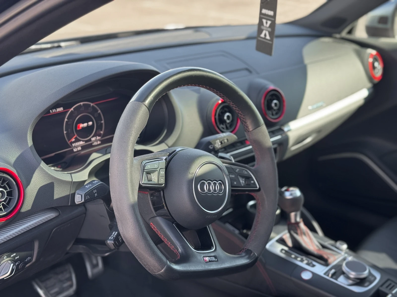 Audi Rs3 2.5 TFSI Quattro - изображение 9