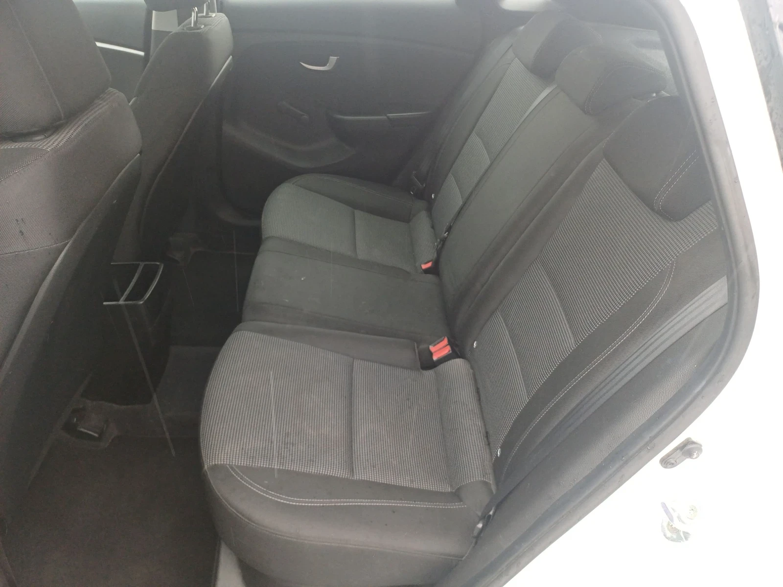 Hyundai I30 | Mobile.bg � ����������� 11