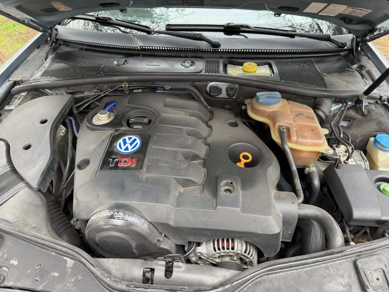 VW Passat 1.9 - изображение 8