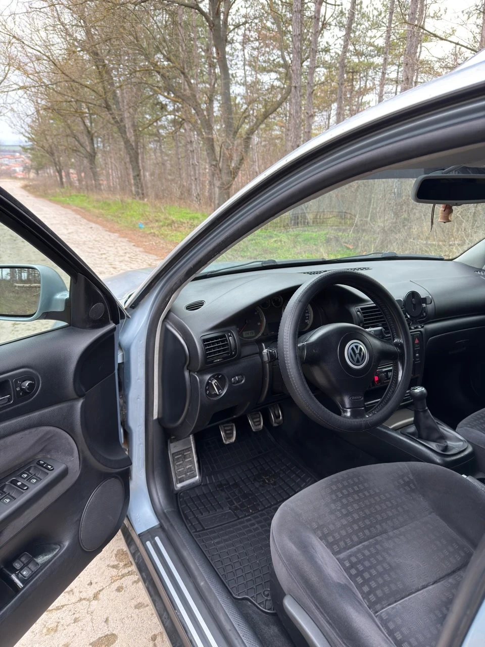 VW Passat 1.9 - изображение 6