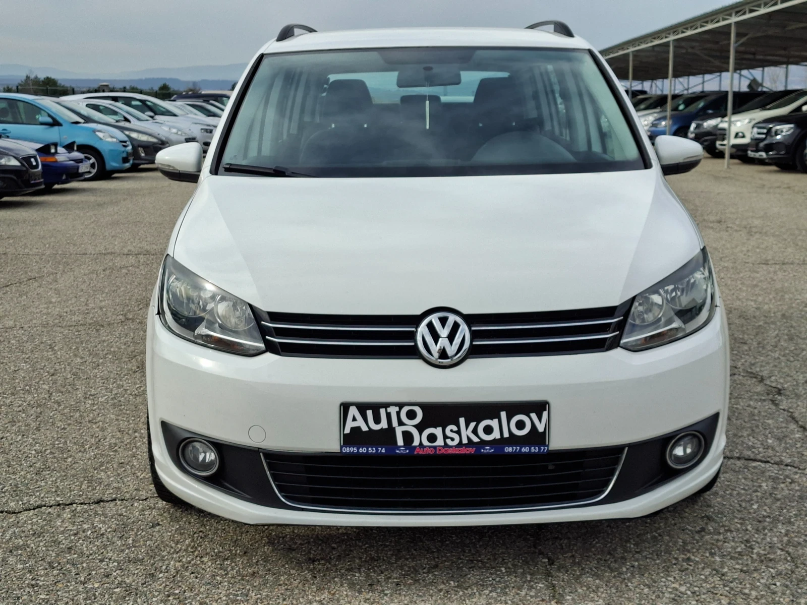 VW Touran 1, 6 tdi 7 места - изображение 2