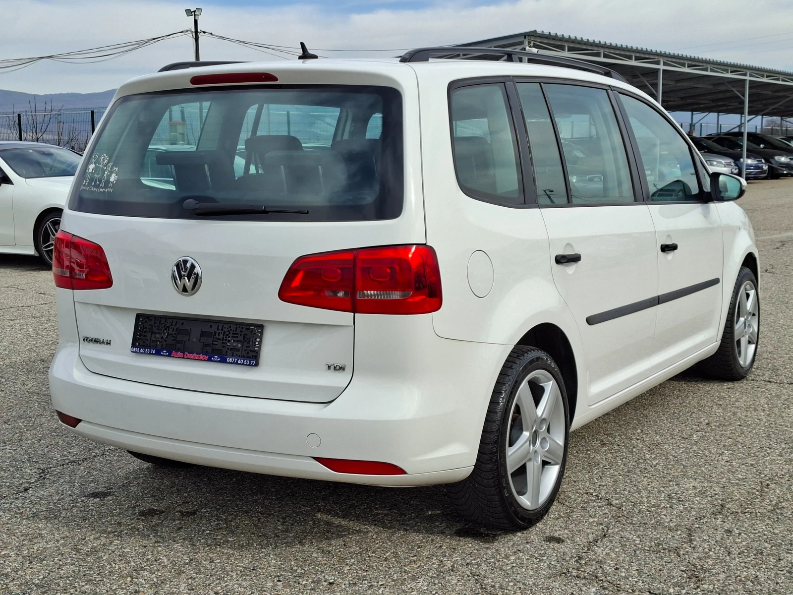 VW Touran 1, 6 tdi 7 места - изображение 6