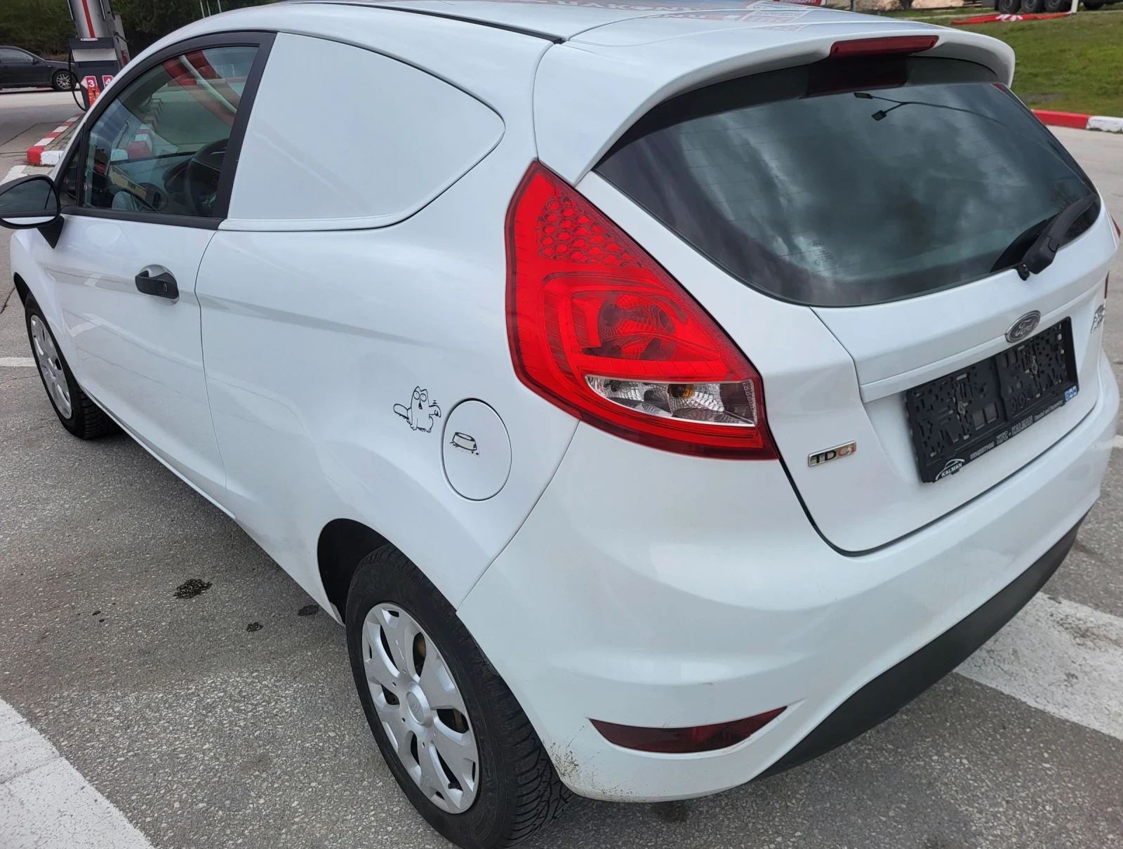 Ford Fiesta 1.4tdci, снимка 7 - Автомобили и джипове - 53934594