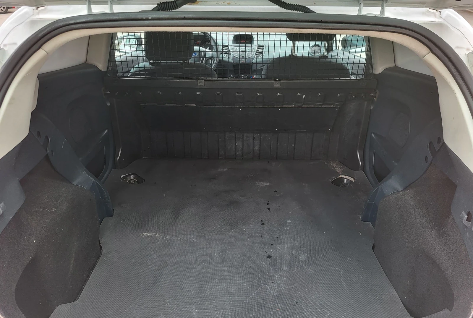 Ford Fiesta 1.4tdci, снимка 5 - Автомобили и джипове - 53934594