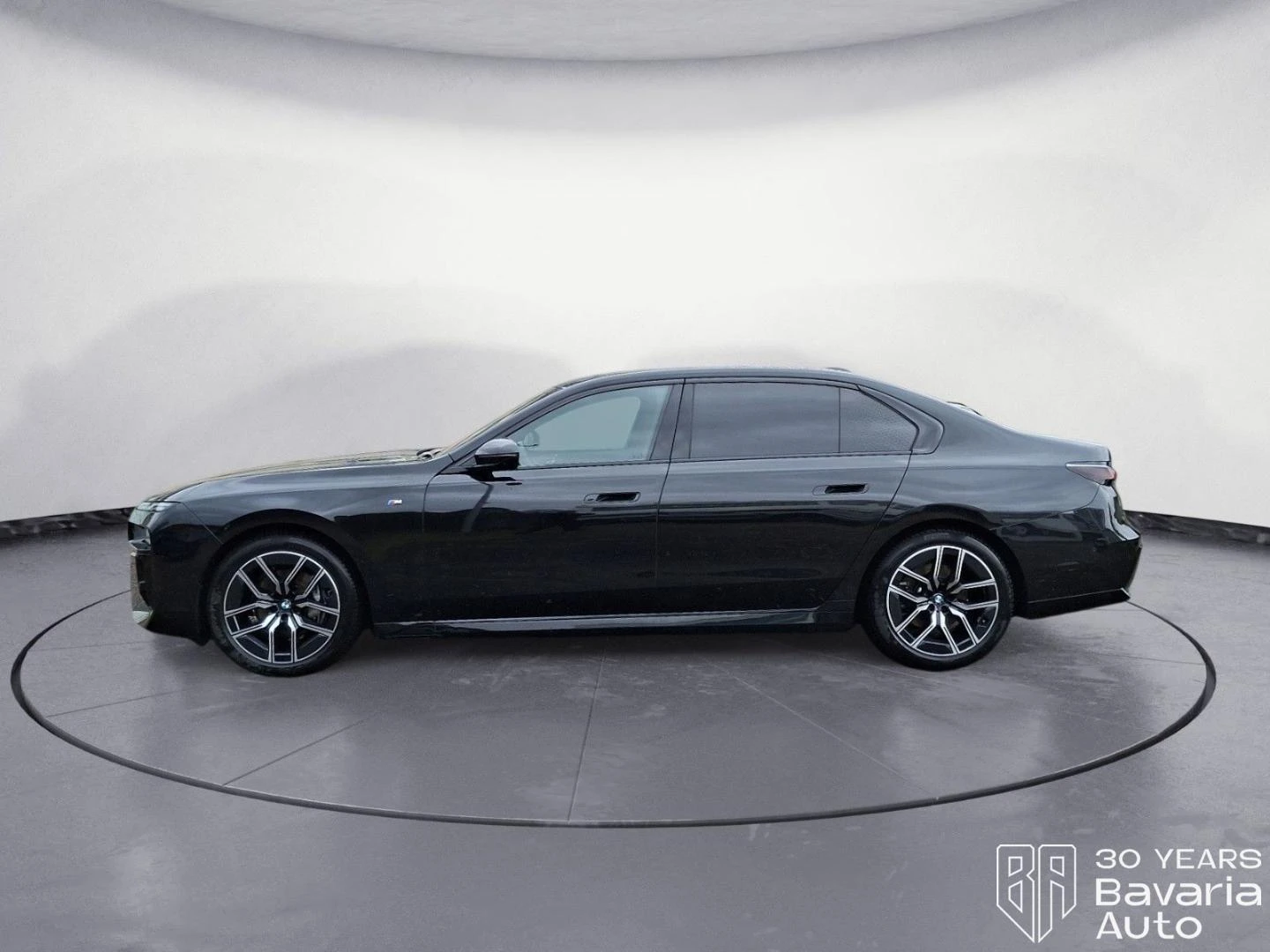 BMW 740 d xDrive M Sport Paket Panorama , снимка 2 - Автомобили и джипове - 54378478
