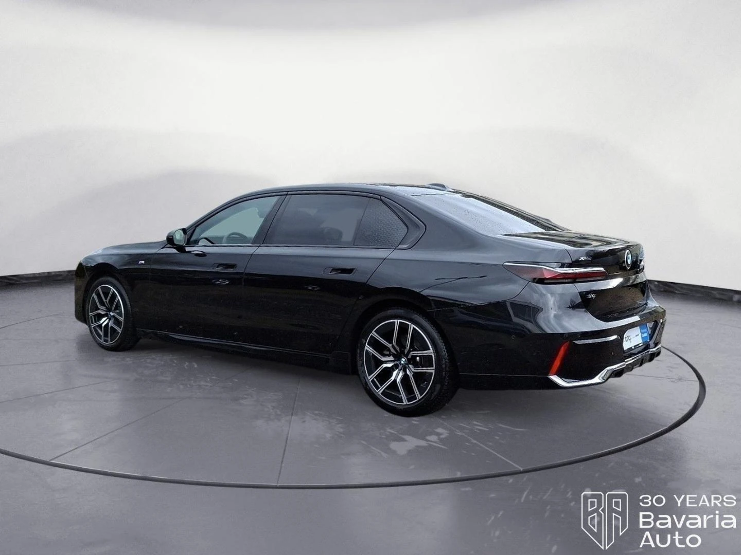 BMW 740 d xDrive M Sport Paket Panorama , снимка 3 - Автомобили и джипове - 54378478