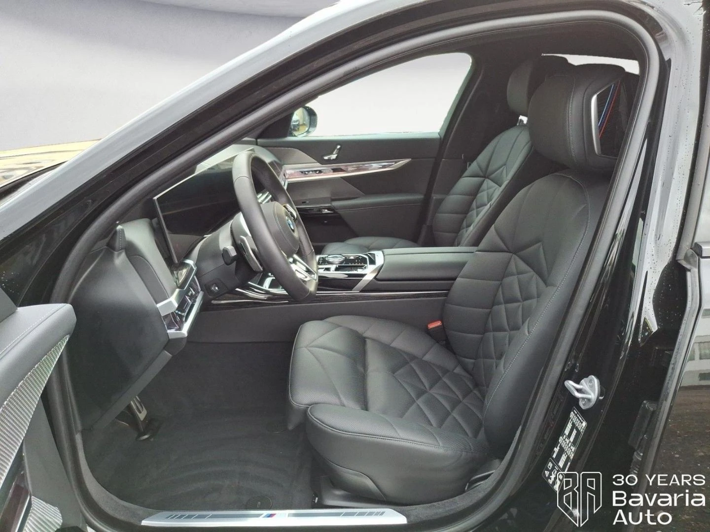 BMW 740 d xDrive M Sport Paket Panorama , снимка 8 - Автомобили и джипове - 54378478