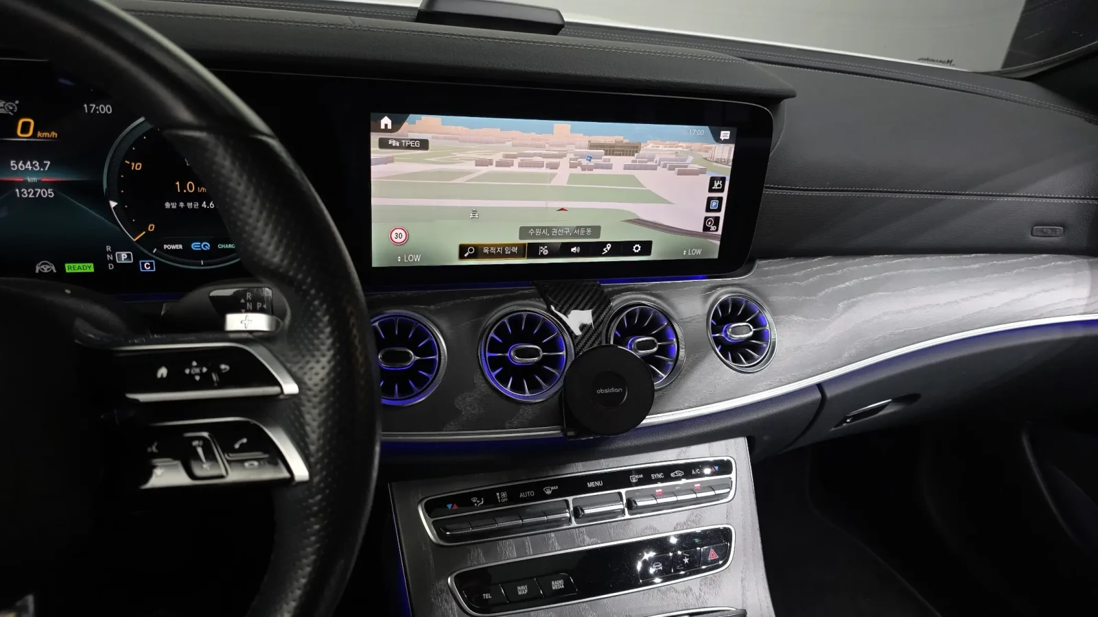 Mercedes-Benz E 450 COUPE | Burmester| Подгрев/Обдух | 360 | HUD, снимка 11 - Автомобили и джипове - 54782352